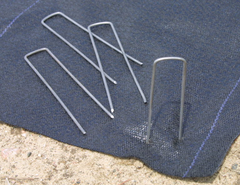 SOD/FABRIC STAPLES (50 PACK) 6"